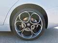 Alfa Romeo Giulia Ti 2,2 16V 210 AT8 Q4 AWD Silber - thumbnail 14