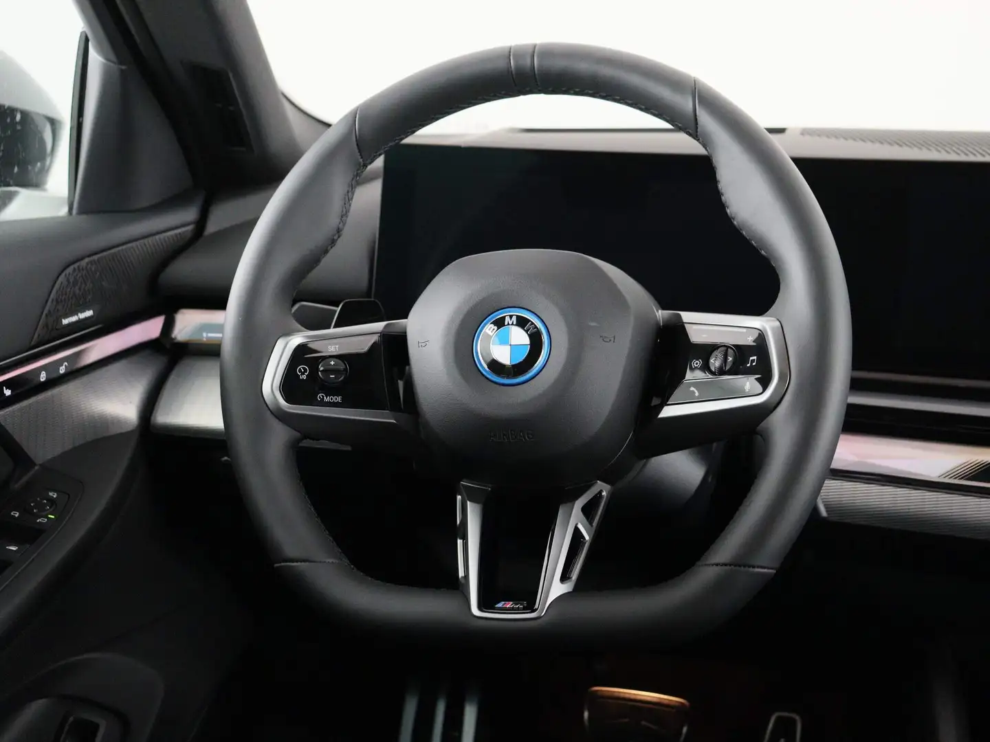 BMW i5 eDrive40 84 kWh Gris - 2