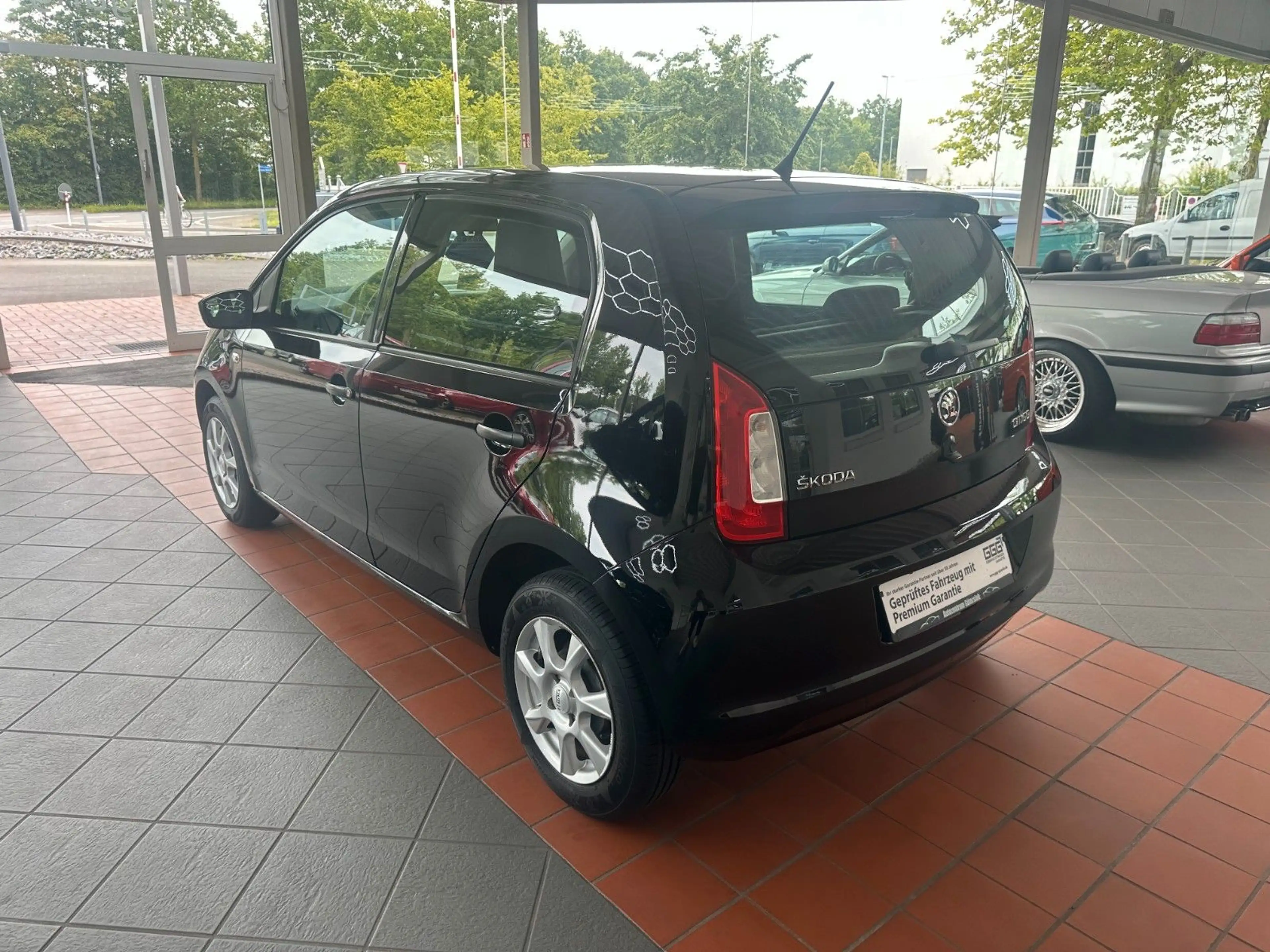 Skoda Citigo Cool Edition *2. Hand / 5- Türen / Klima* — photo 4