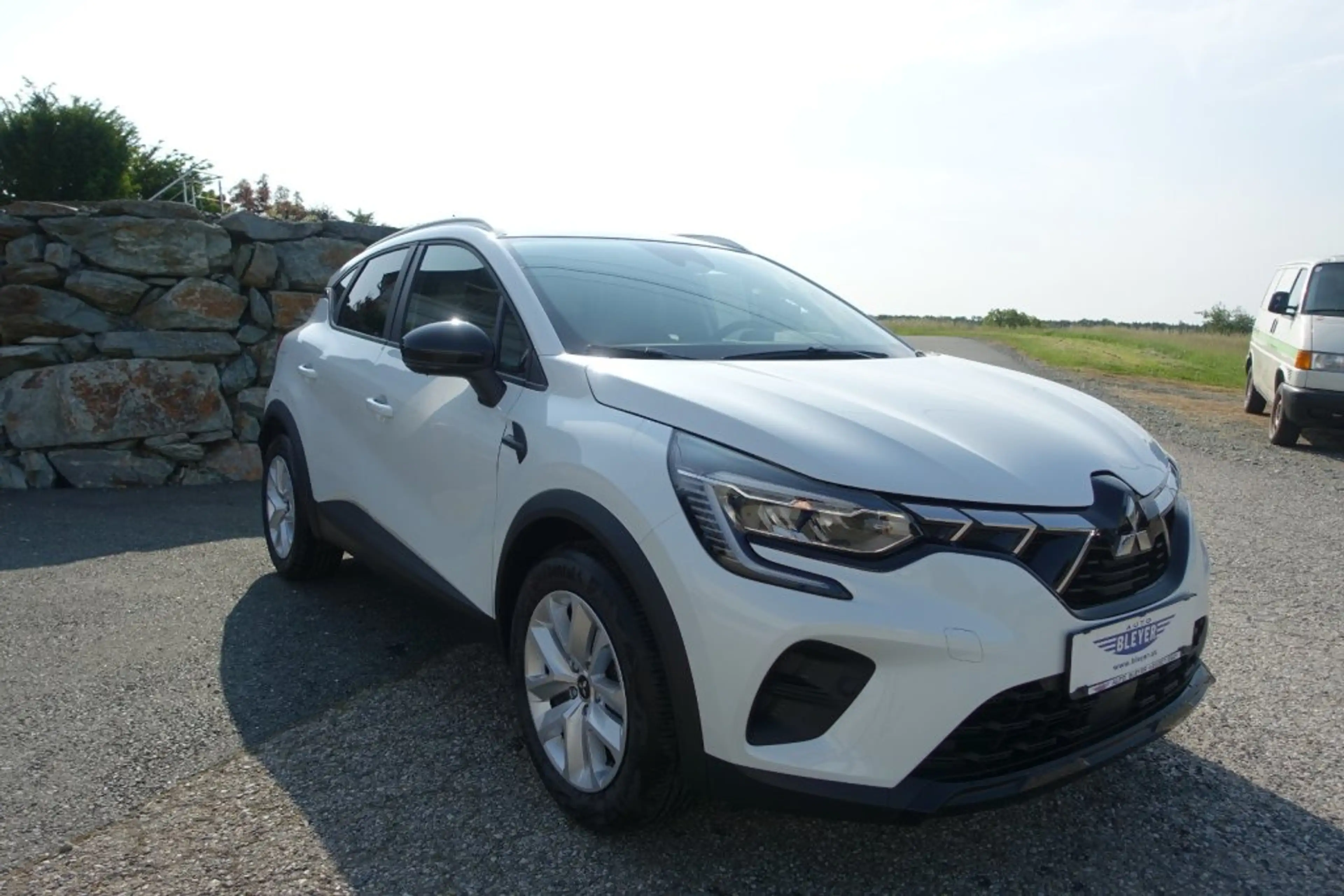 Mitsubishi ASX 1,0 Petrol Invite S Launch Edition 23 — photo 3