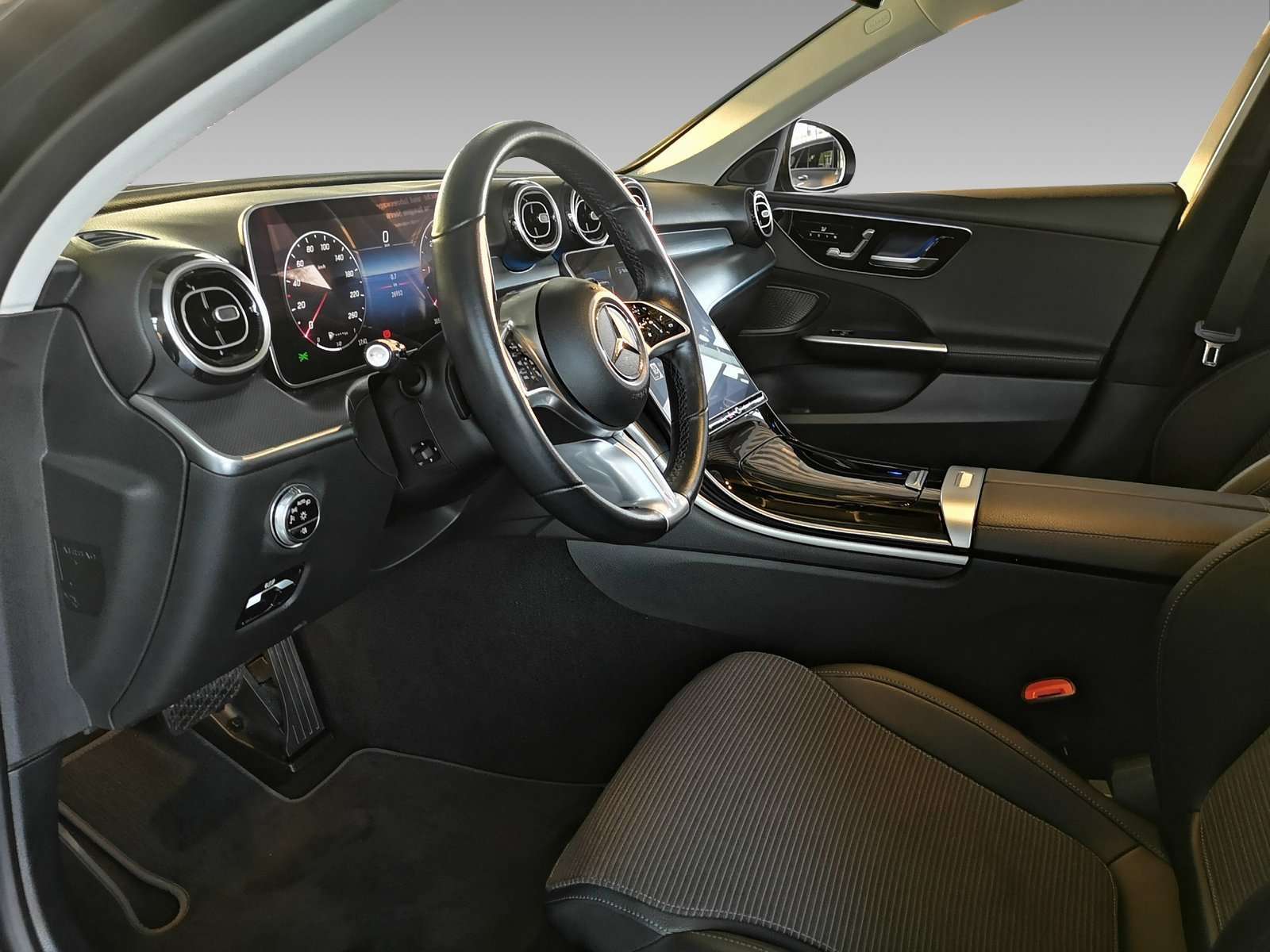 Mercedes-Benz C 220