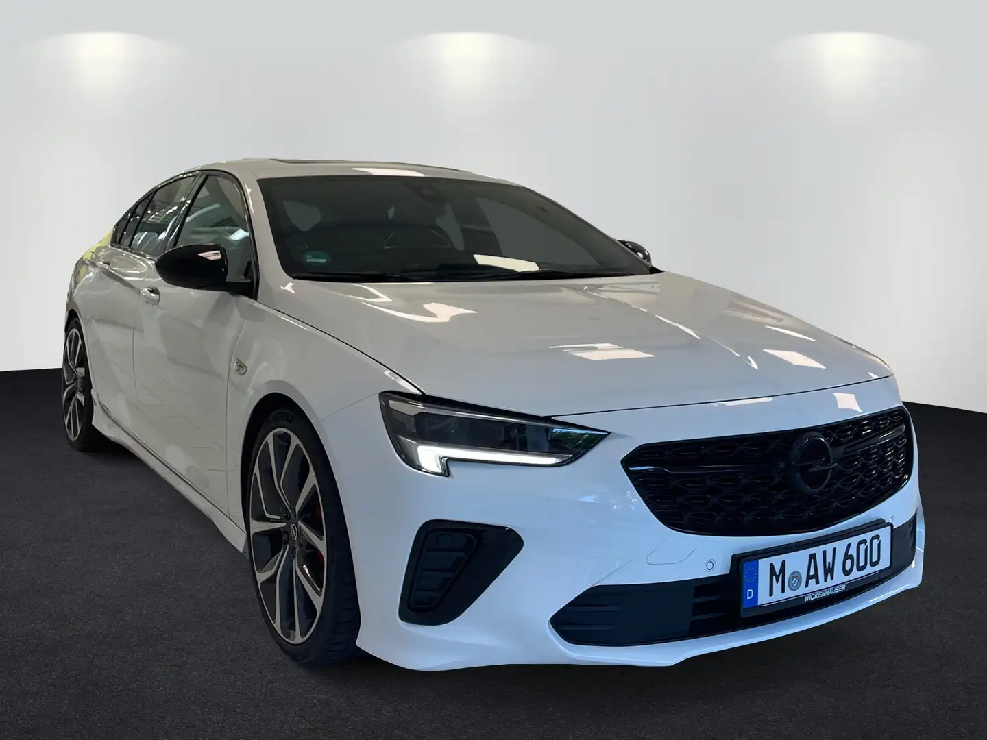 Opel Insignia 2.0 SHT GSi ACC FLA HUD NAV KAM PDC BT White - 2