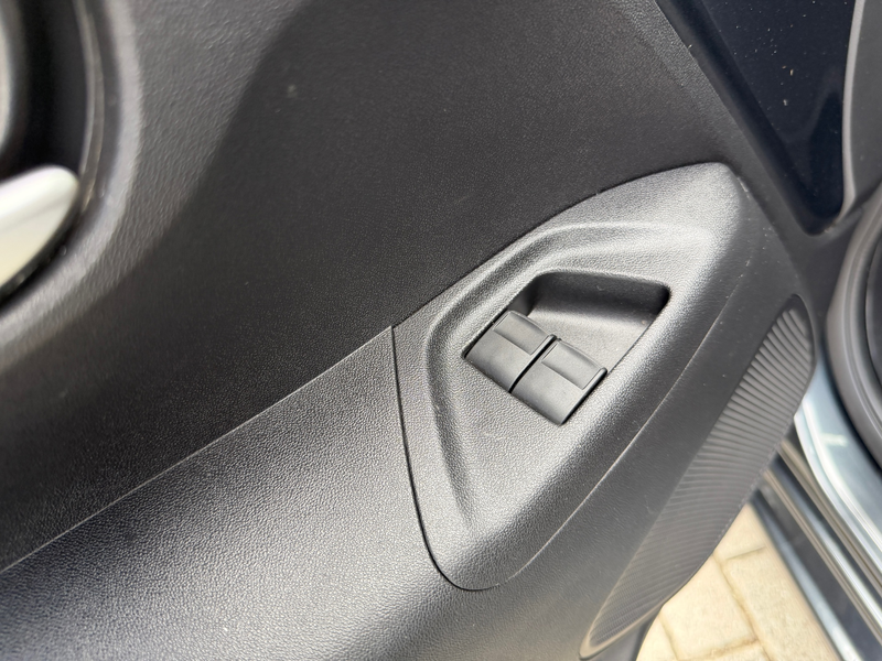 Toyota Aygo 1.0 VVT-i x-joy [ ecc,apple car,camera,cruise,lmv — photo 30