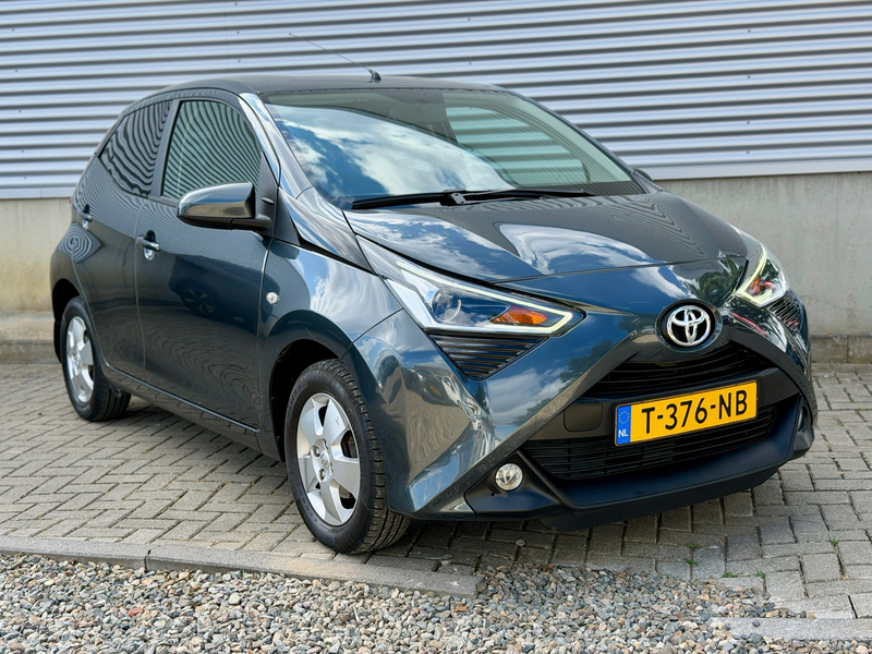 Toyota Aygo 1.0 VVT-i x-joy [ ecc,apple car,camera,cruise,lmv — photo 4