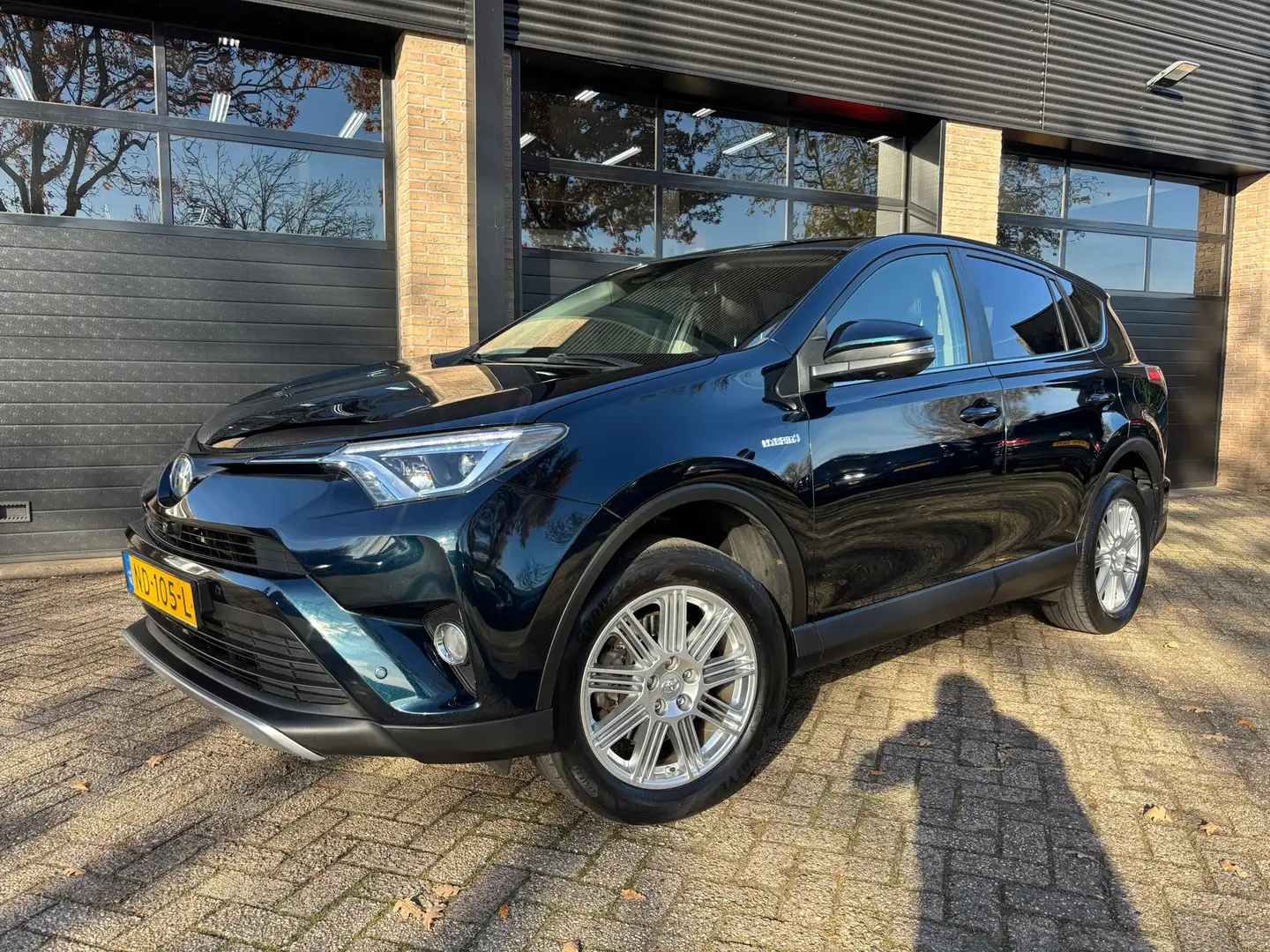 Toyota RAV 4 2.5 Hybrid AWD Executive Trekhaak Vert - 1