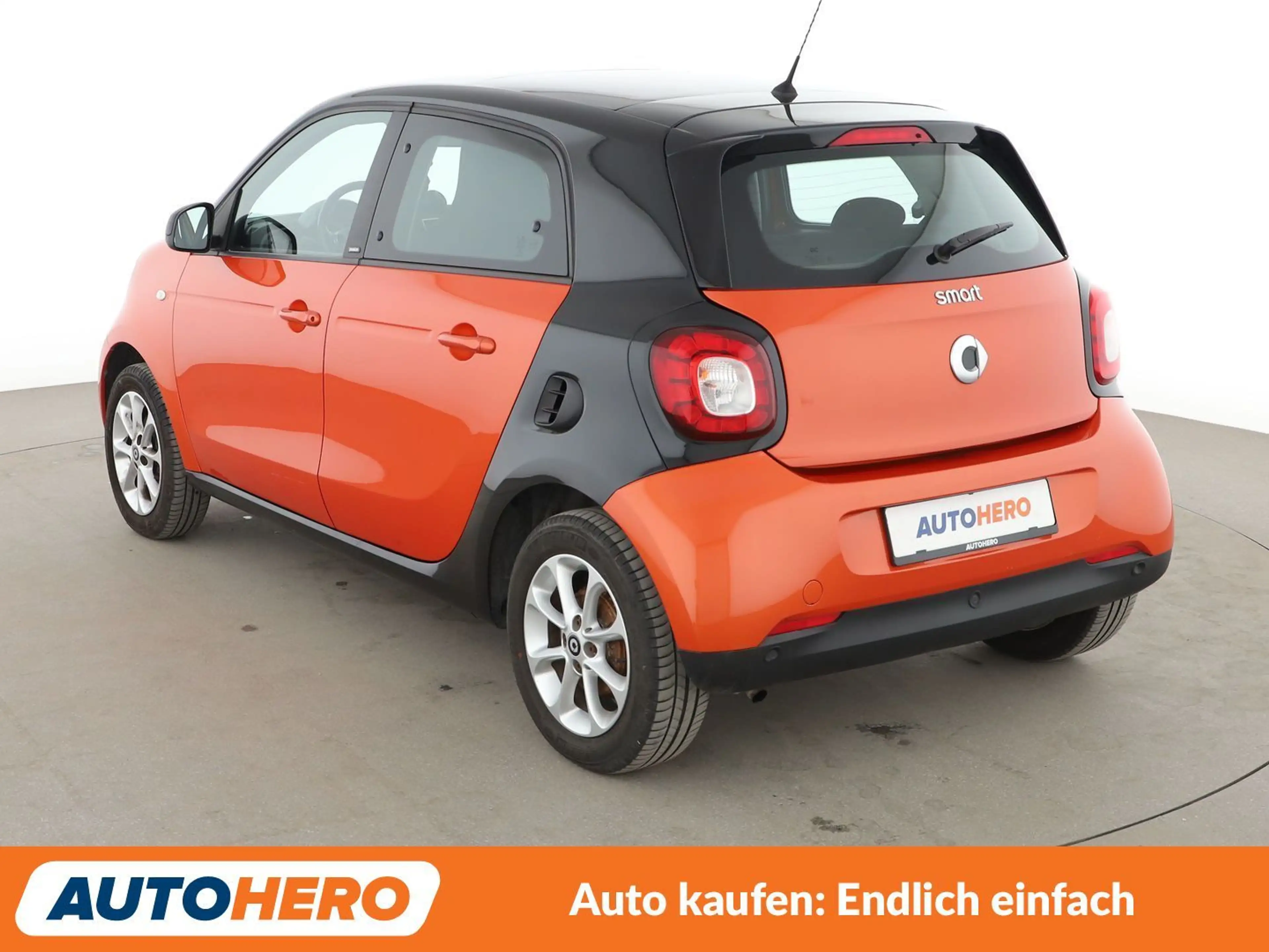 smart forFour 0.9 Turbo passion Aut.*NAVI*PDC*SHZ*TEMPO*ALU* — photo 4