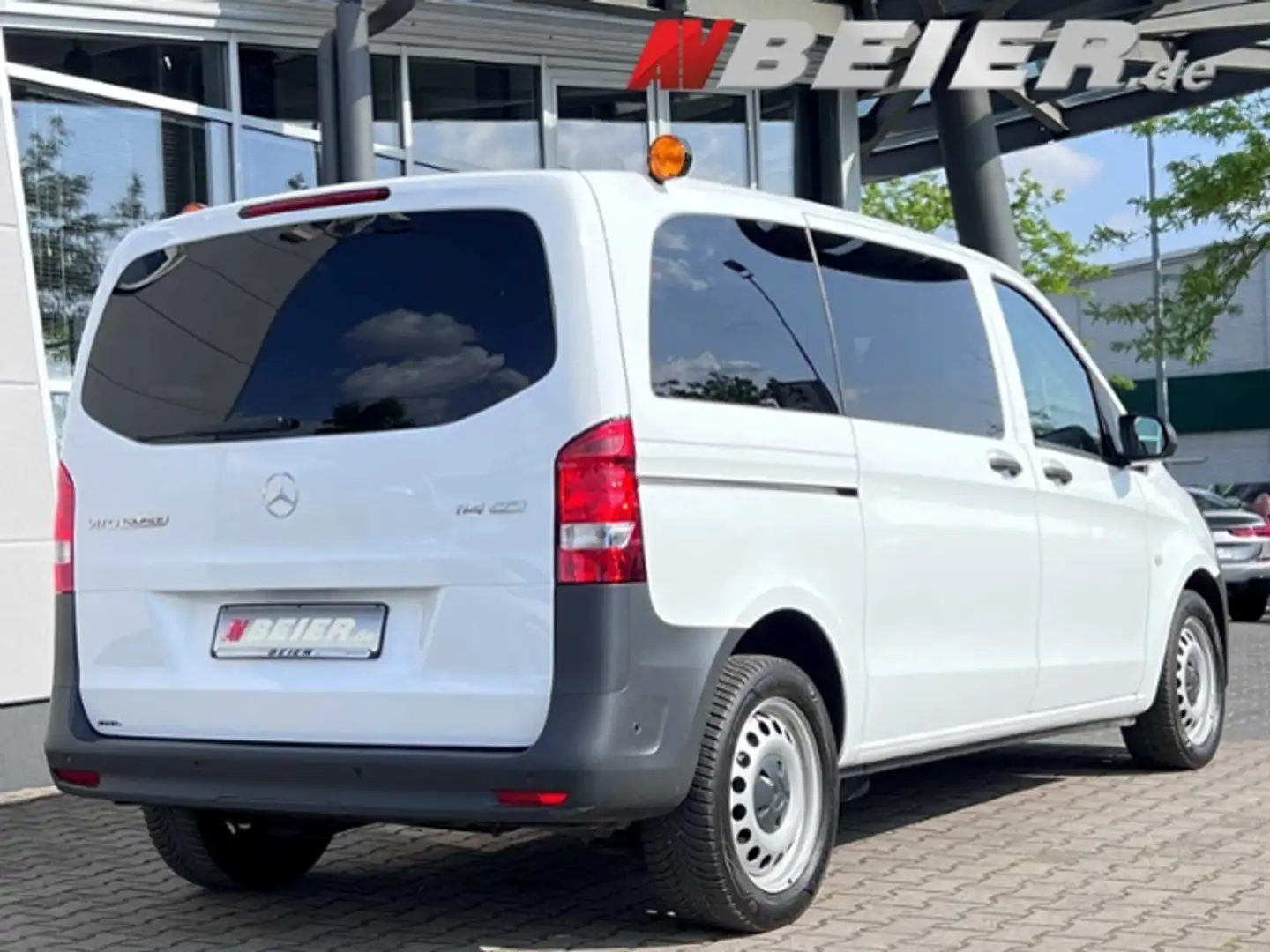 Mercedes-Benz Vito Tourer automatik Klima 2xPDC Tepomat 114/116/119/ Weiß - 2
