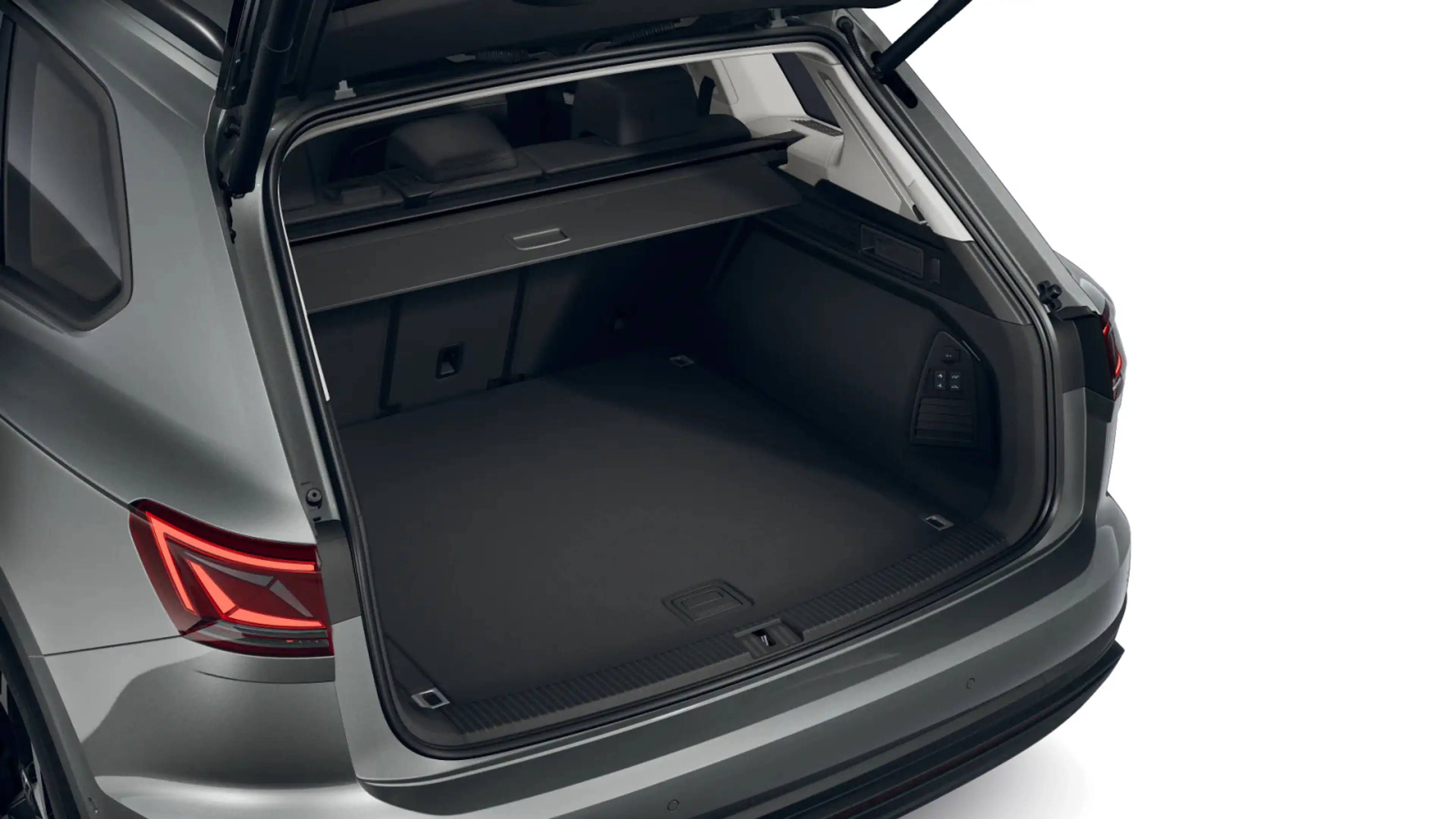 Volkswagen Touareg 3.0 TDI 4M EDITION LUFT IQ.DRIVE AHK ACC — photo 8