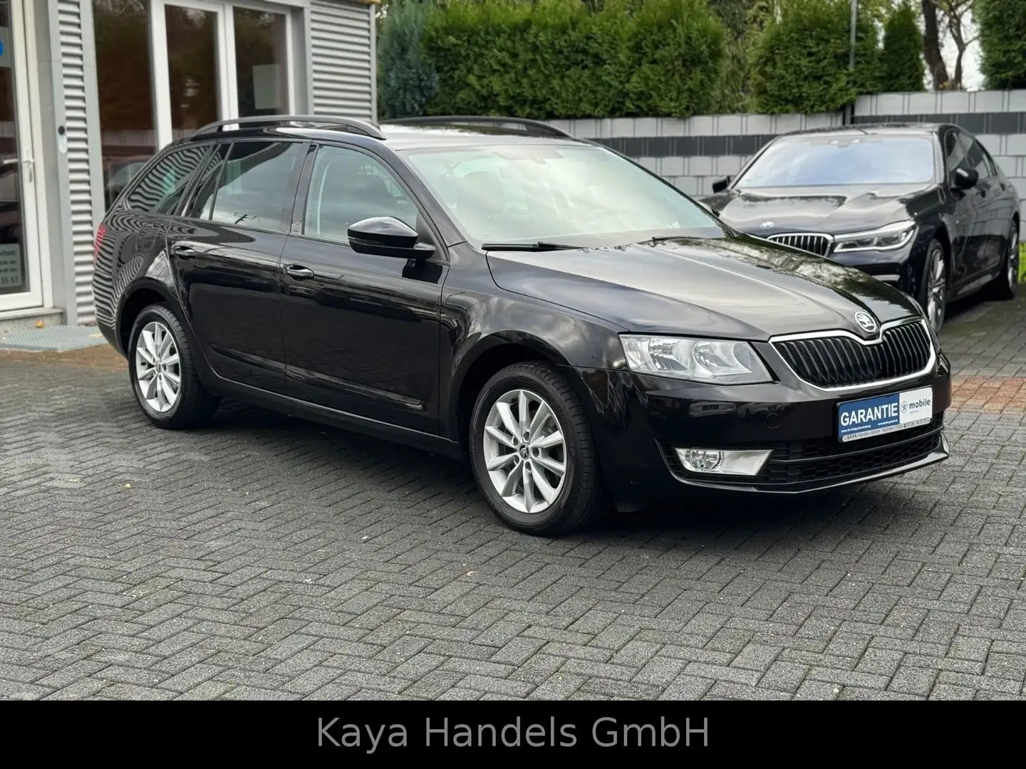 Skoda Octavia Combi Style Leder/Navi/Zahnriemen NEU Schwarz - 2