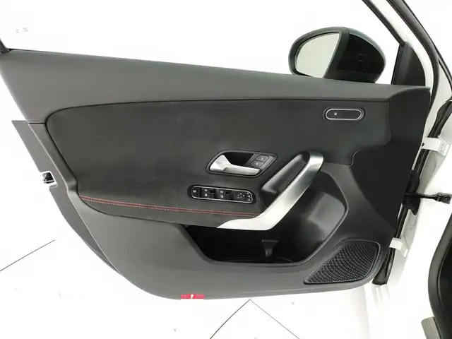 Mercedes-Benz A Class view 11