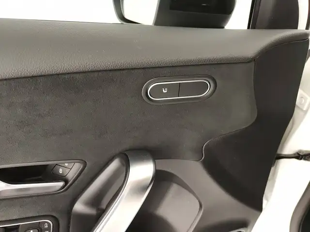 Mercedes-Benz A Class view 12