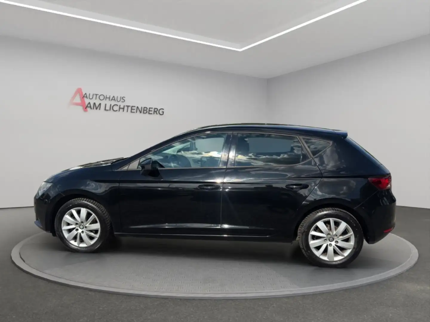 SEAT Leon Reference 1.2 TSI 81 kW (110 PS) 6-Gang KLIMA+PDC+ Noir - 2