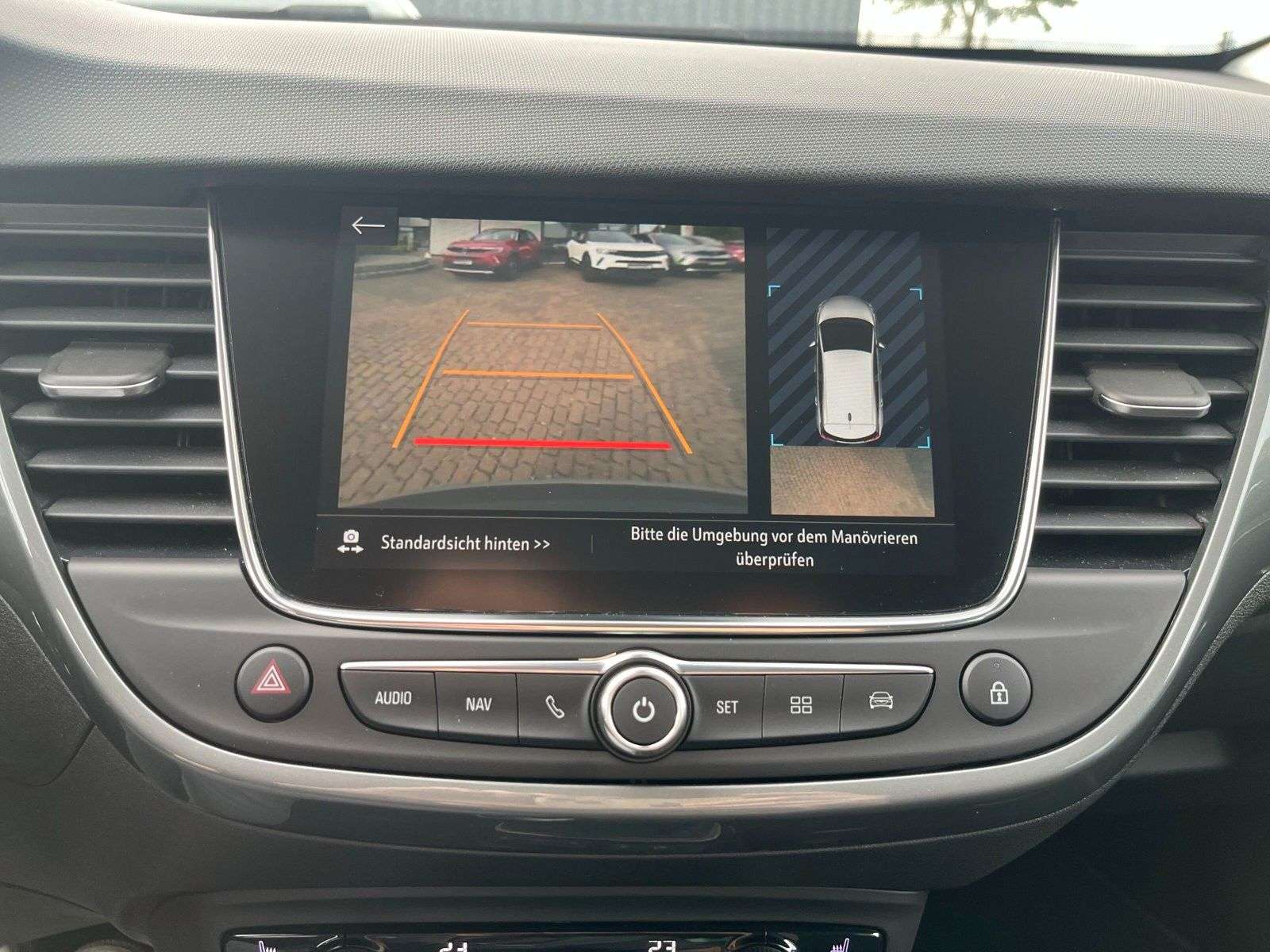 Opel Crossland X