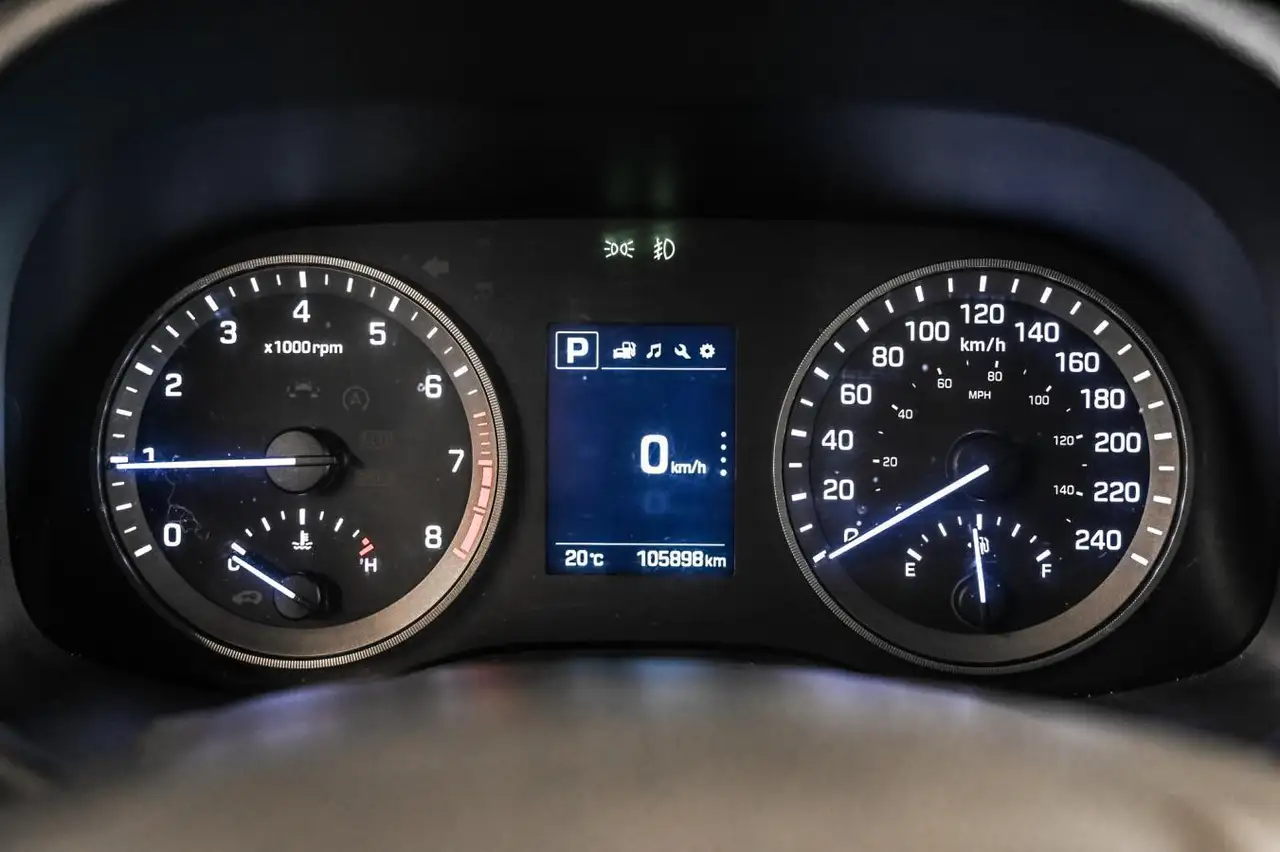 Hyundai TUCSON снимка Hyundai TUCSON