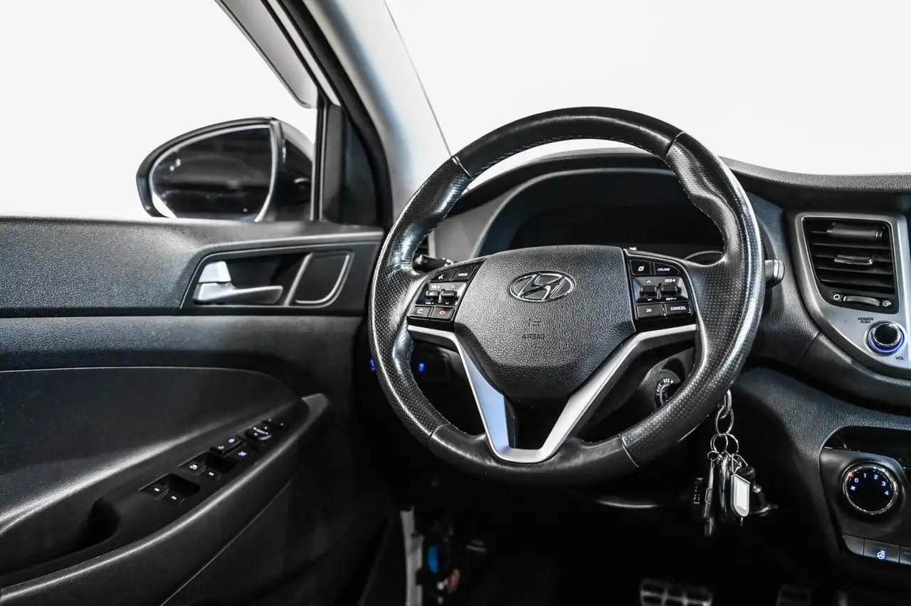 Hyundai TUCSON снимка Hyundai TUCSON