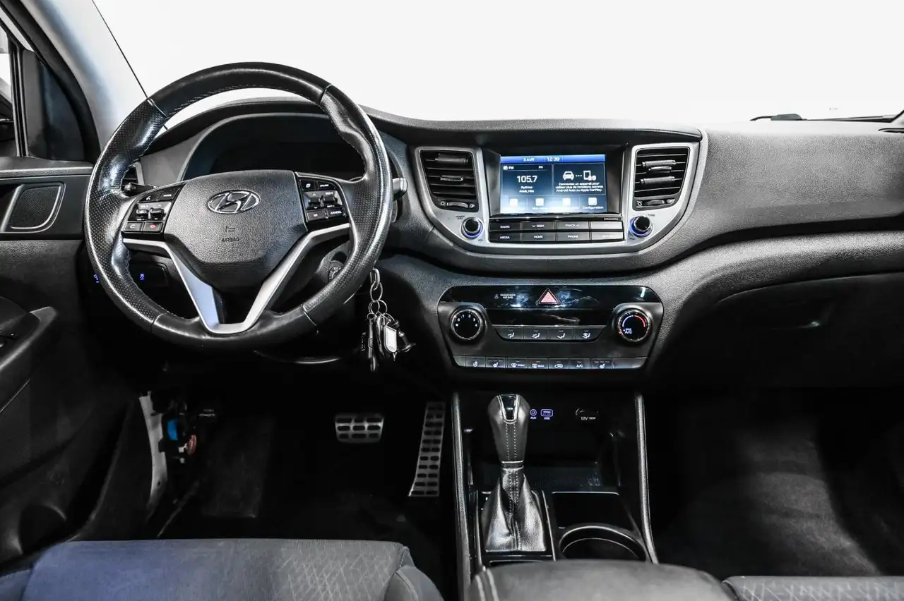 Hyundai TUCSON снимка Hyundai TUCSON