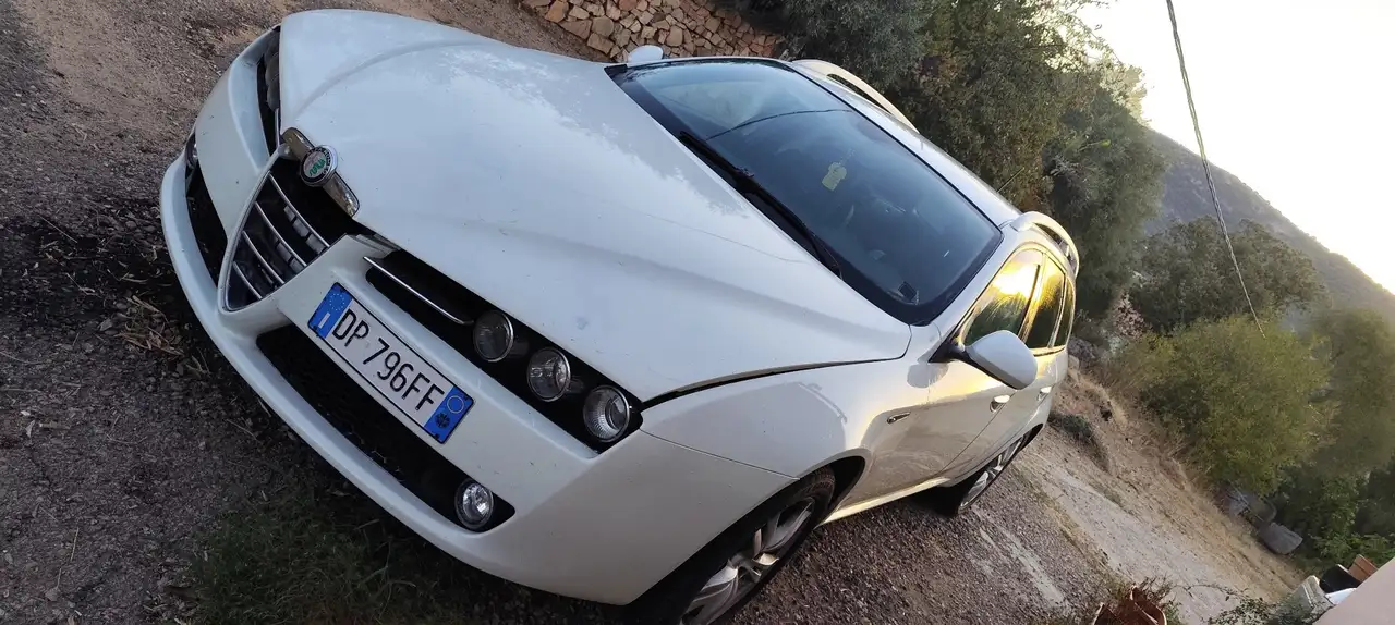 Alfa Romeo 159