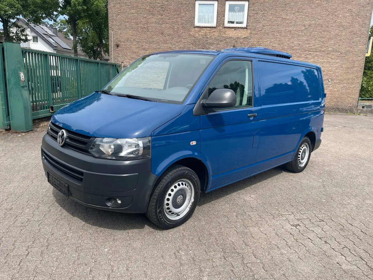 Volkswagen T5 103kw 4-Motion * Kühlkasten * Klima * PDC Bleu - 1