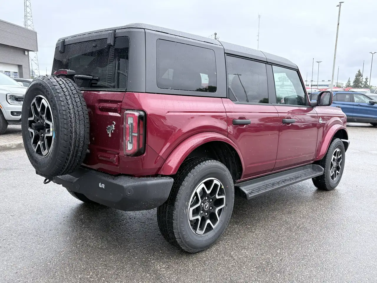 Ford Bronco photo Ford Bronco