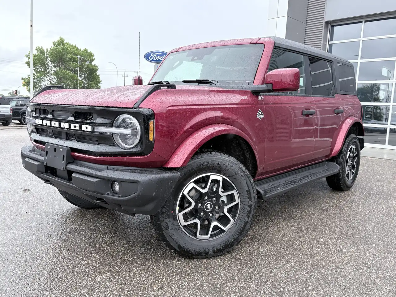 Ford Bronco photo Ford Bronco