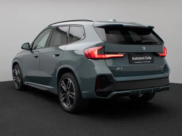 BMW X1 view 9