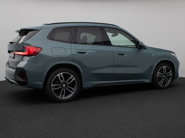 BMW X1 view 6