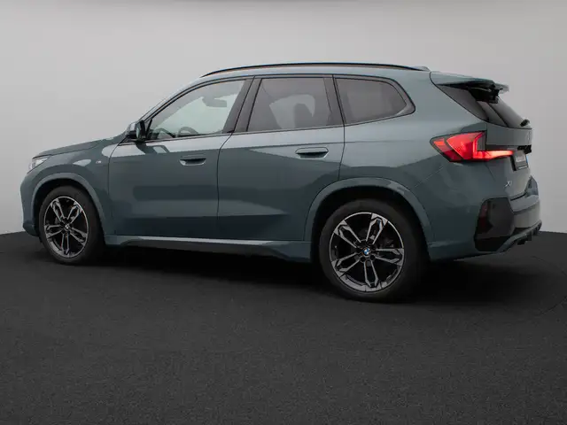 BMW X1 view 10