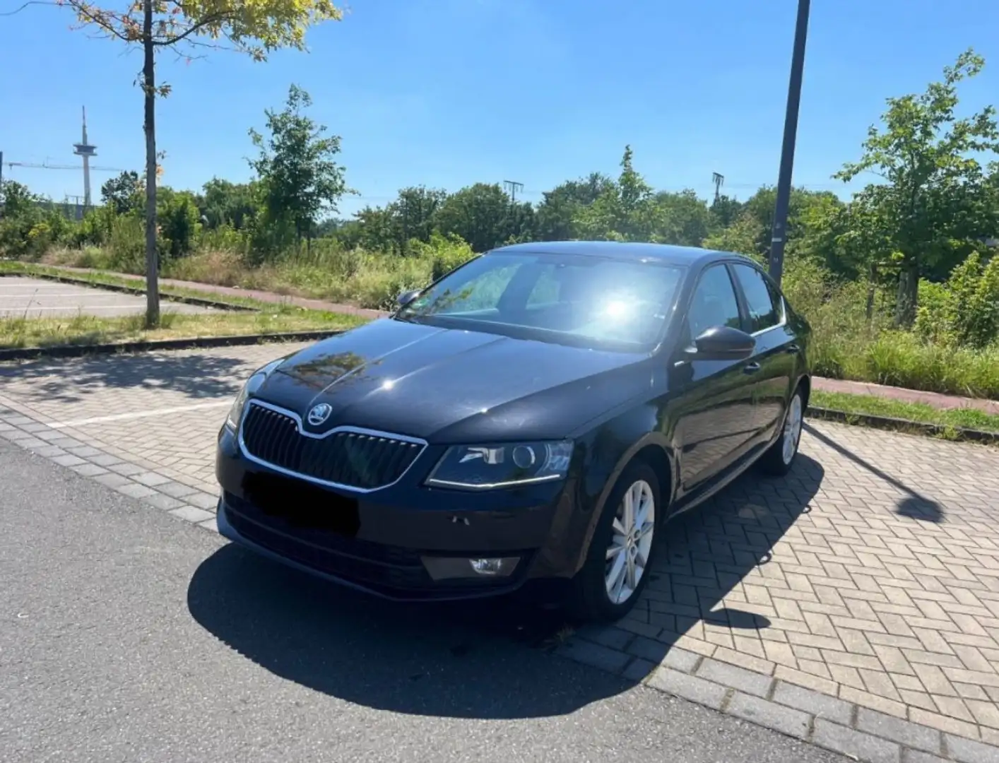 Skoda Octavia Lim. Elegance TÜV NEU*8FACHTBEREIFT Siyah - 2