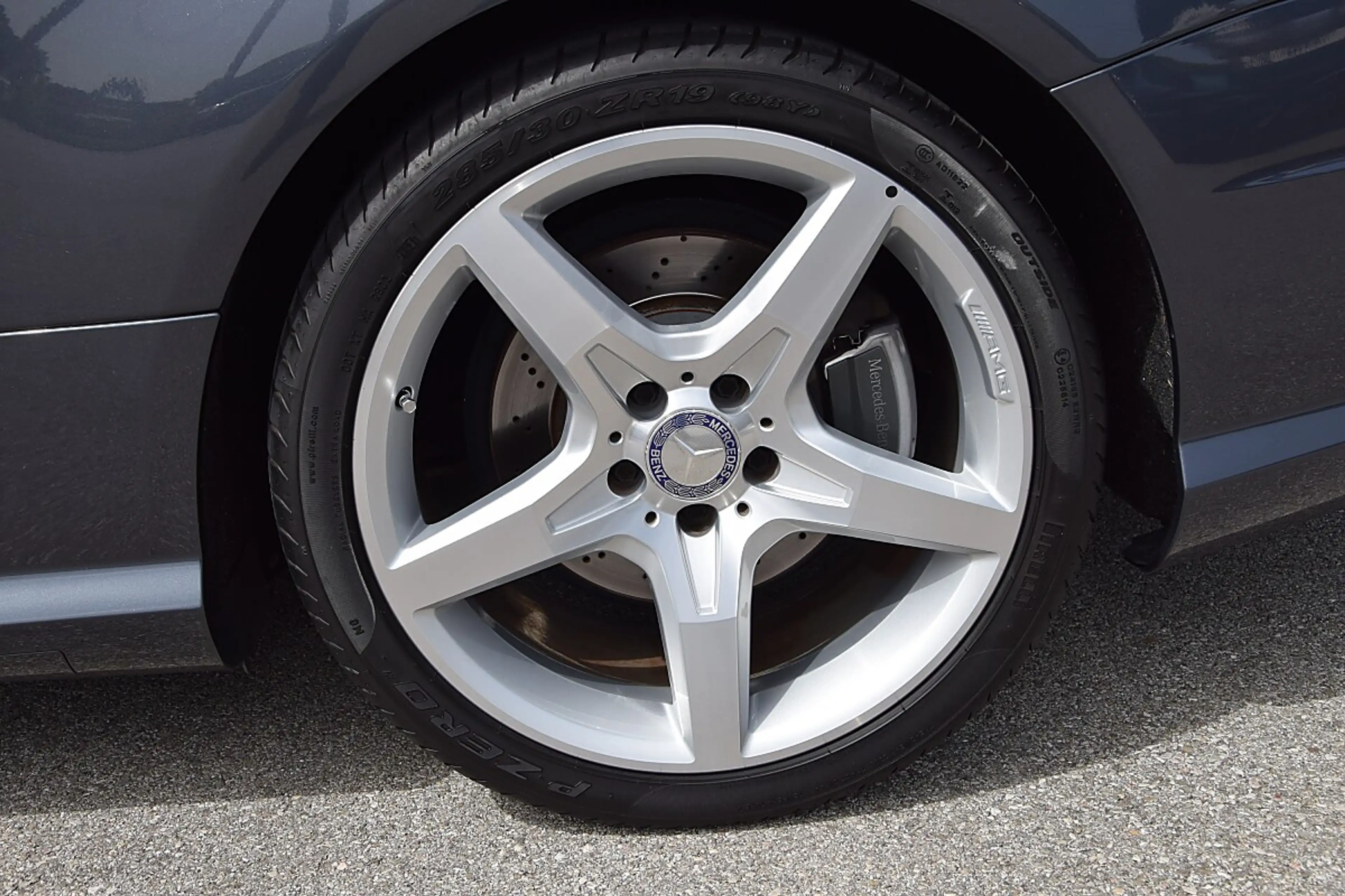 Mercedes-Benz SL 350 *AMG Sportpaket*Panorama*59tkm* — photo 11