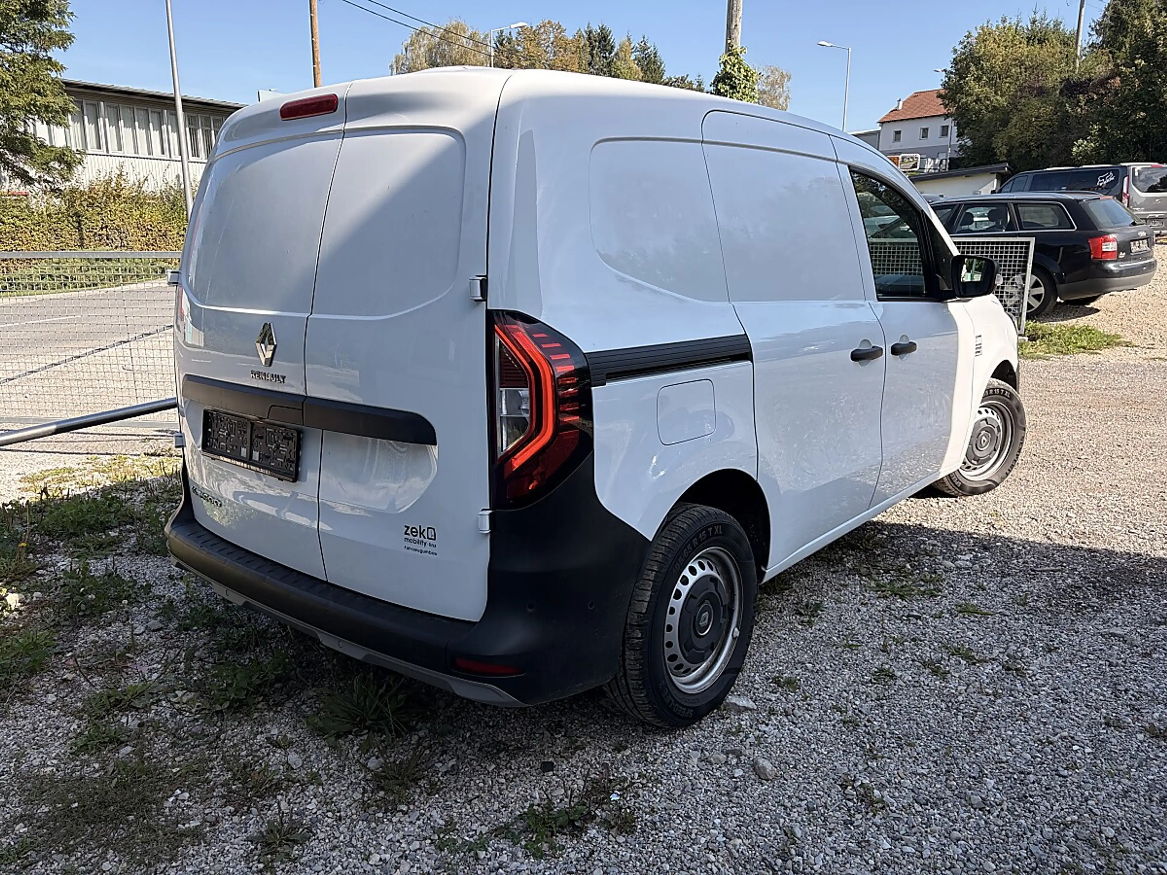 Renault Kangoo Van Edition One TCe 130 L1 mittel — photo 4