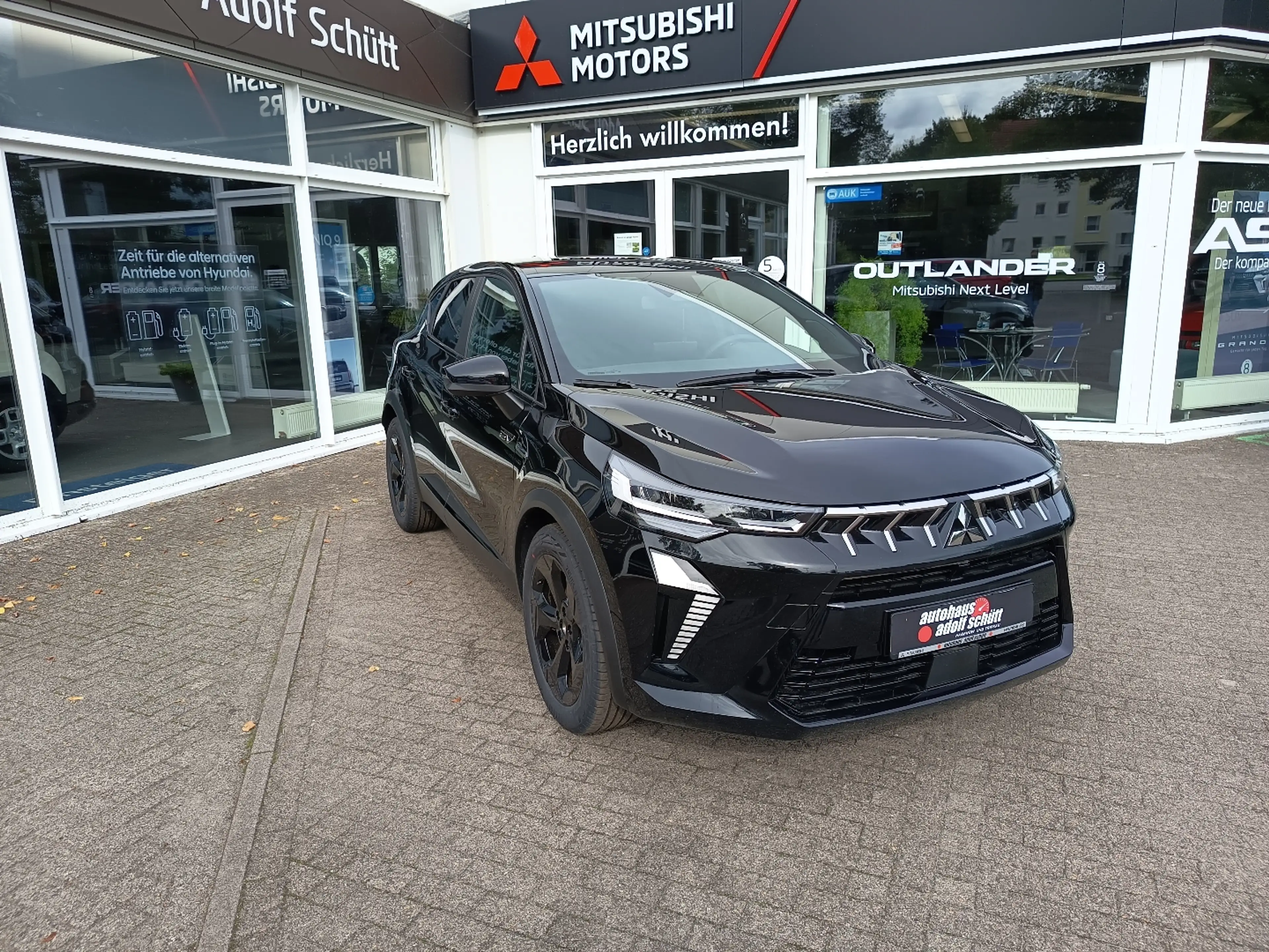Mitsubishi ASX 1.8 Hybrid Black — photo 4