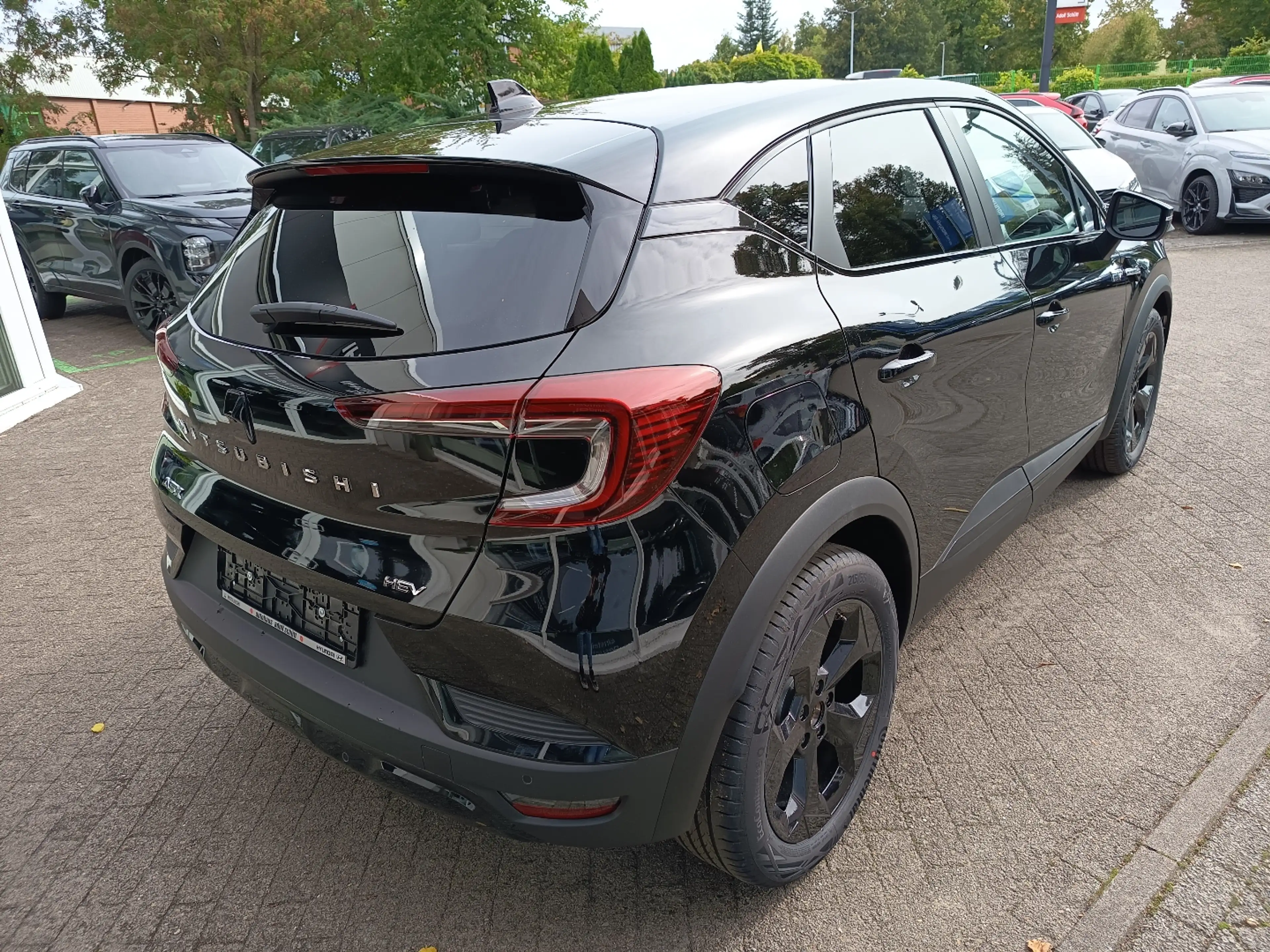 Mitsubishi ASX 1.8 Hybrid Black — photo 6