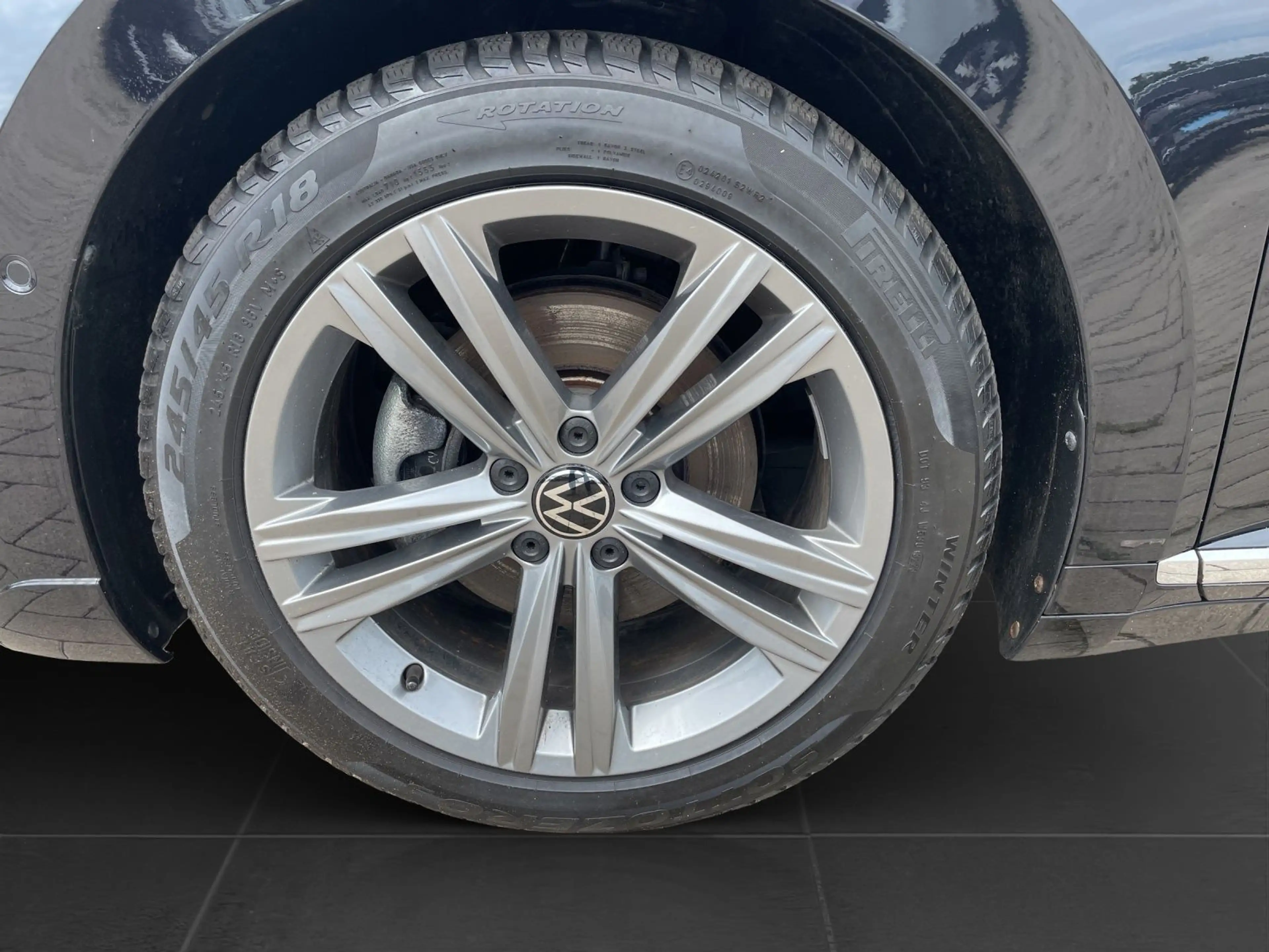 Volkswagen Arteon 2.0 TDI DSG R-LINE AHK 360 — photo 7