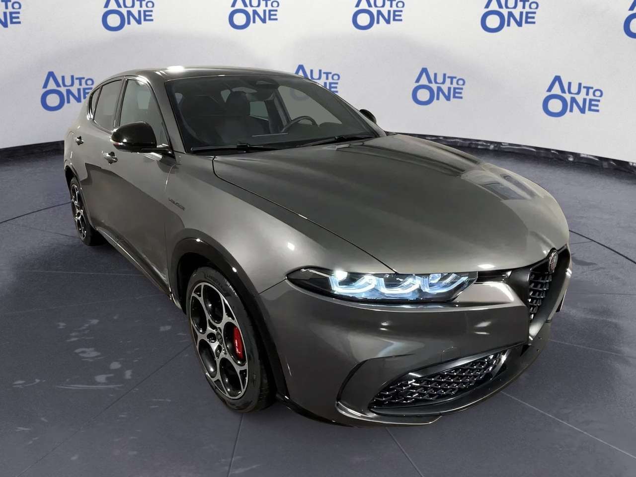 Alfa Romeo Tonale 1.5 hybrid Veloce 160cv auto - Prezzi Stock: Privati -*