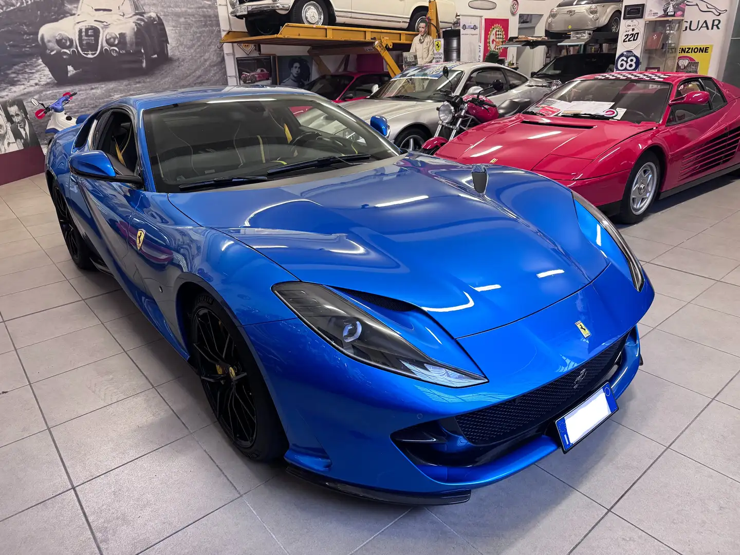 Ferrari 812 812 Superfast 6.5 dct Blu/Azzurro - 2