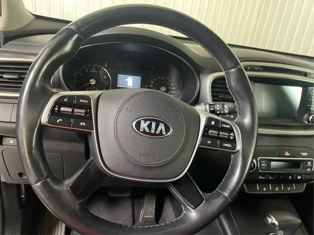 Kia Sorento снимка Kia Sorento