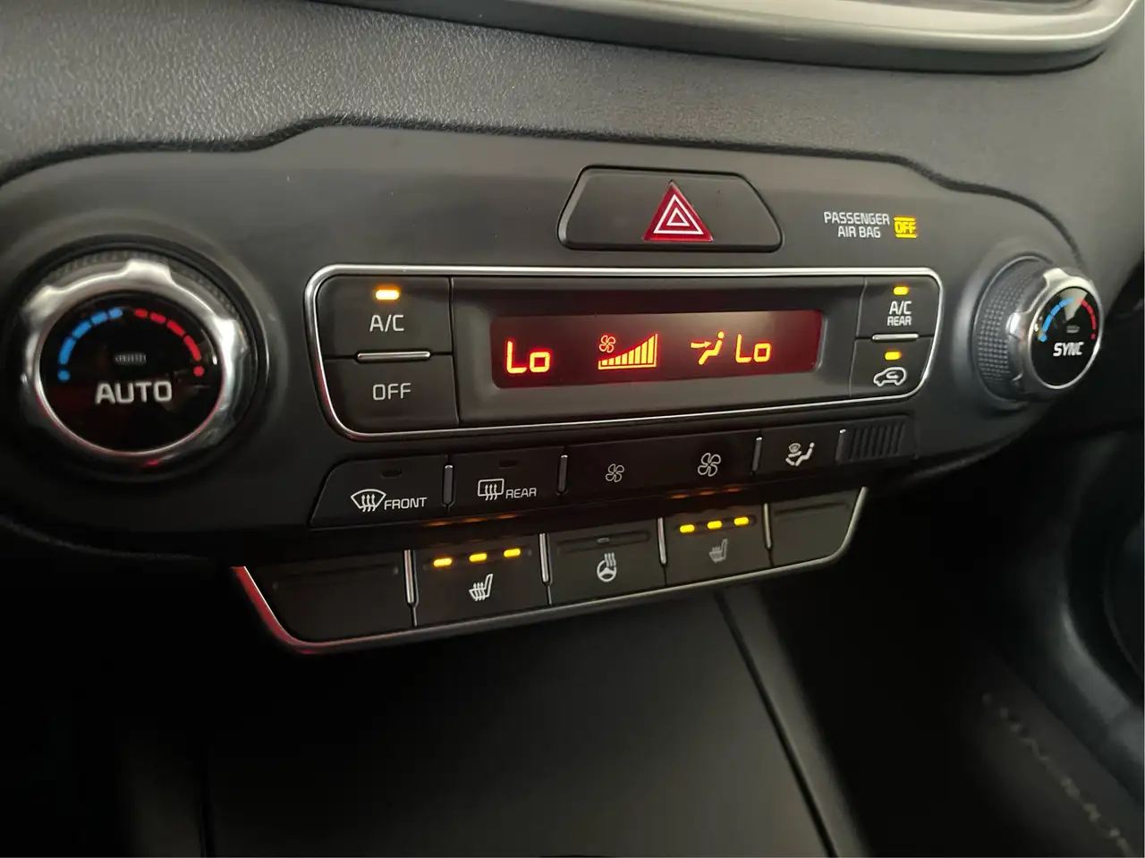 Kia Sorento снимка Kia Sorento