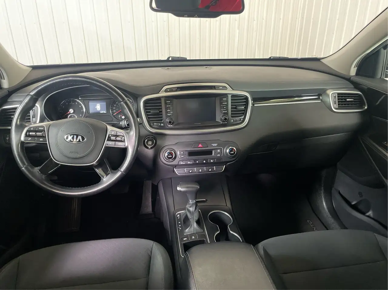Kia Sorento снимка Kia Sorento