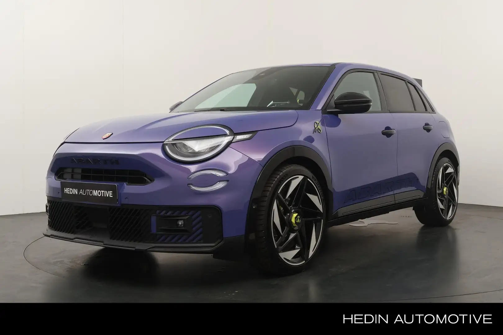 Fiat 600e Abarth 280pk Scorpionissima 54 kWh | Sportstoelen Paars - 1