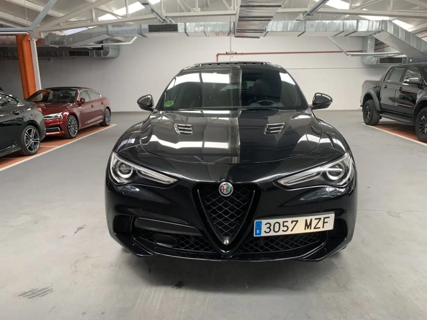 Alfa Romeo Stelvio 2.9 Bi-Turbo AR Racing AT8 Negro - 2