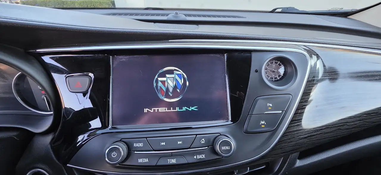 Buick Envision снимка Buick Envision