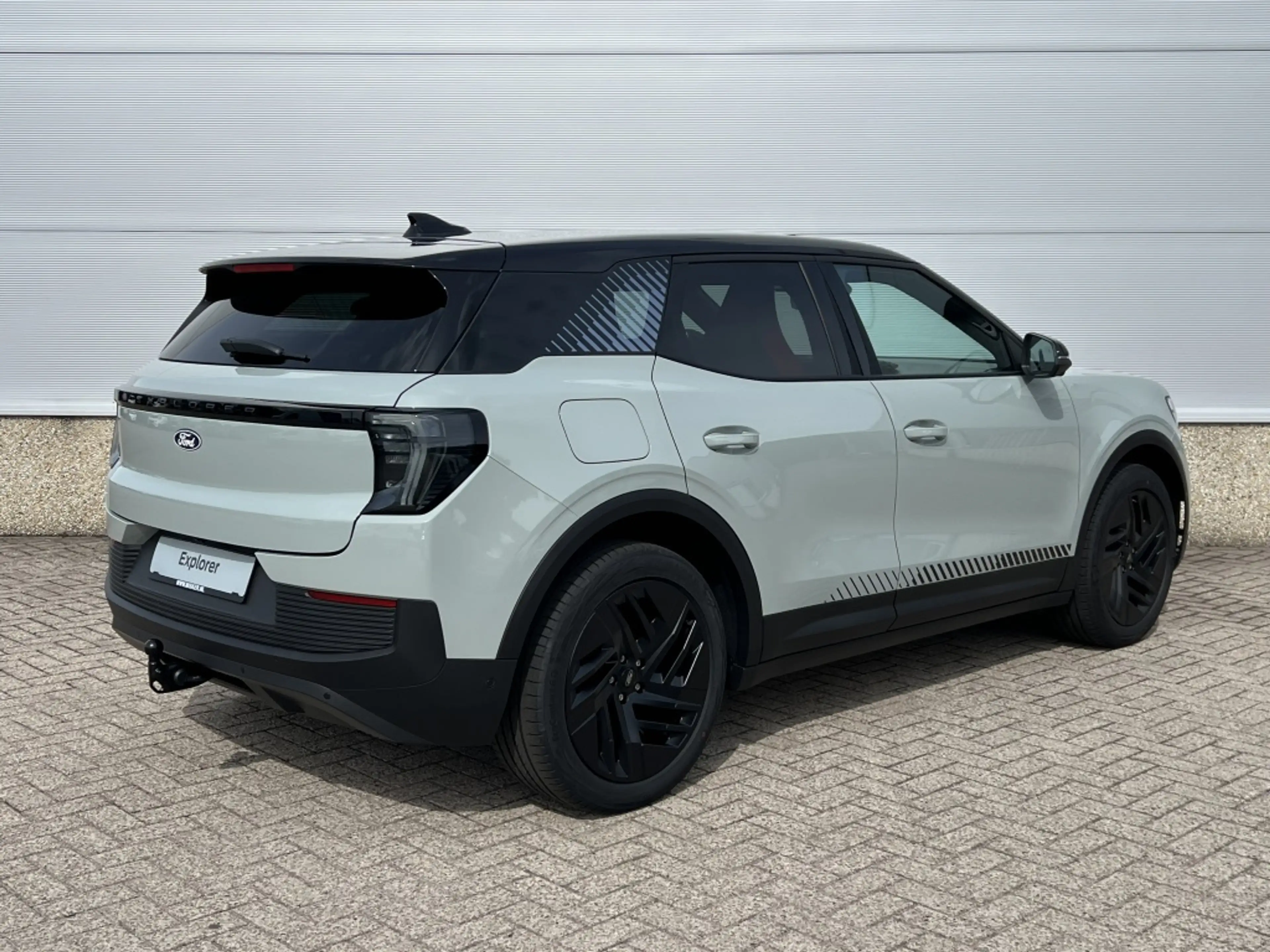 Ford Explorer Collection Extented Range RWD 79kwh *te bestellen* — photo 3