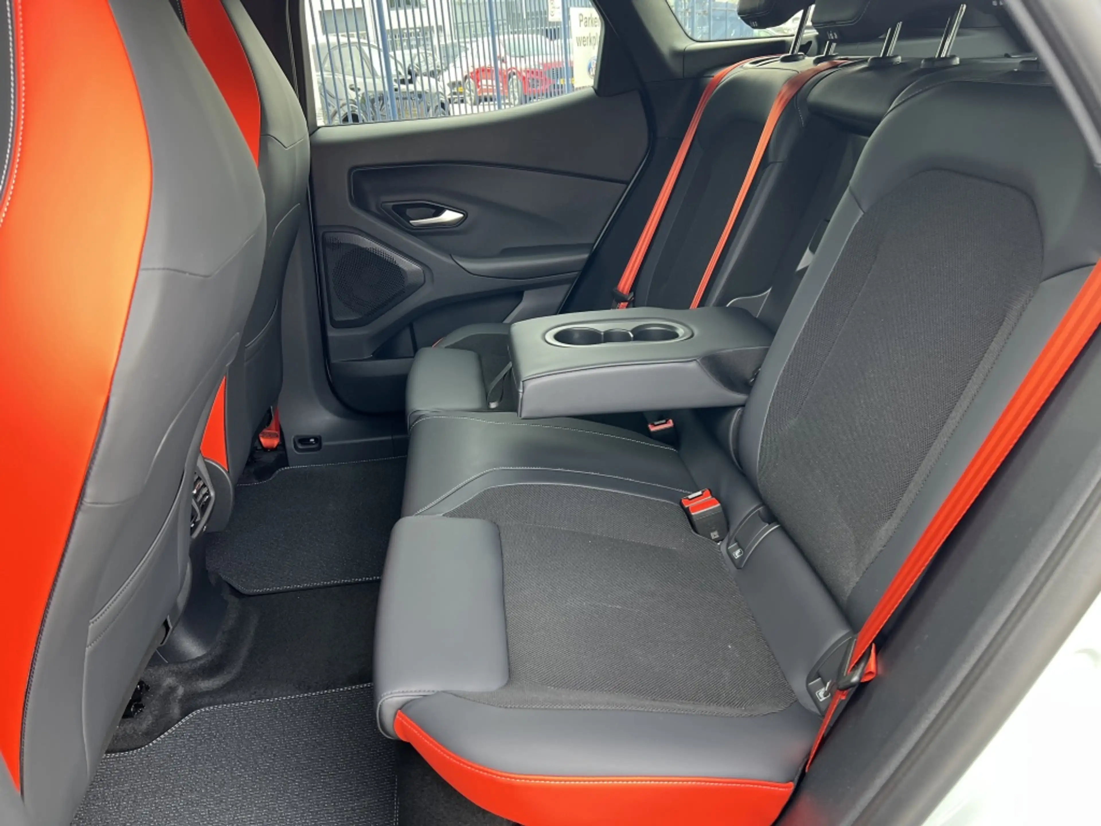 Ford Explorer Collection Extented Range RWD 79kwh *te bestellen* — photo 11