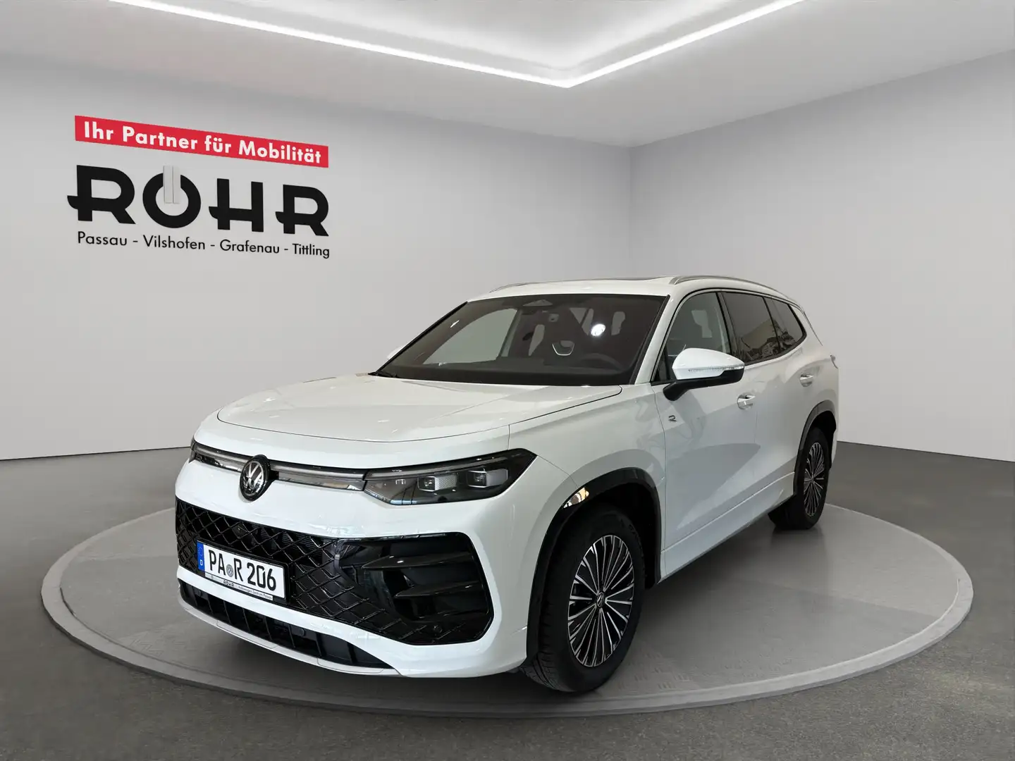 Volkswagen Tayron R-Line (AHK.Pano.IQ.DRIVE.Standheizung) 2.0 4motio Blanc - 2