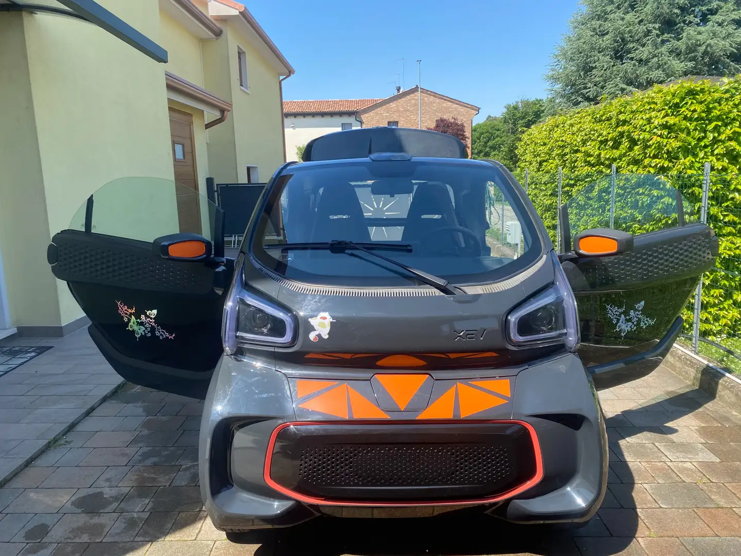 XEV Yoyo sport Negro - 1