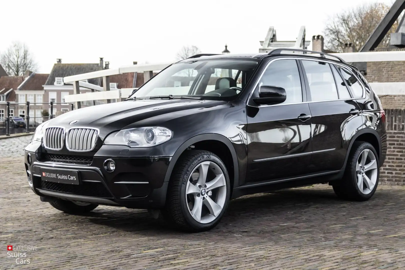 BMW X5 XDrive35i|Black Friday Deal van 46.995,- naar 39.9 Schwarz - 1