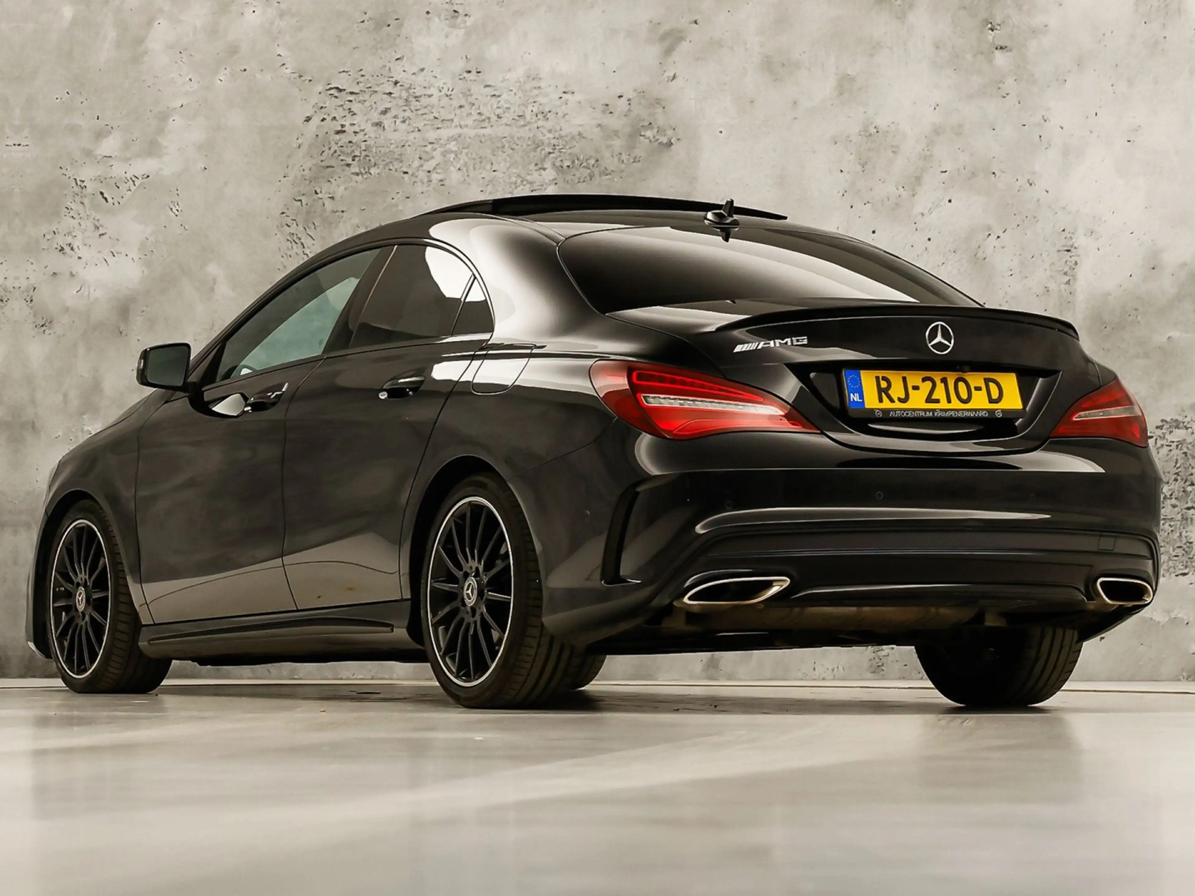 Mercedes-Benz CLA 180 AMG Sport Automaat (PANORAMADAK, GROOT NAVI, BRUIN — photo 3