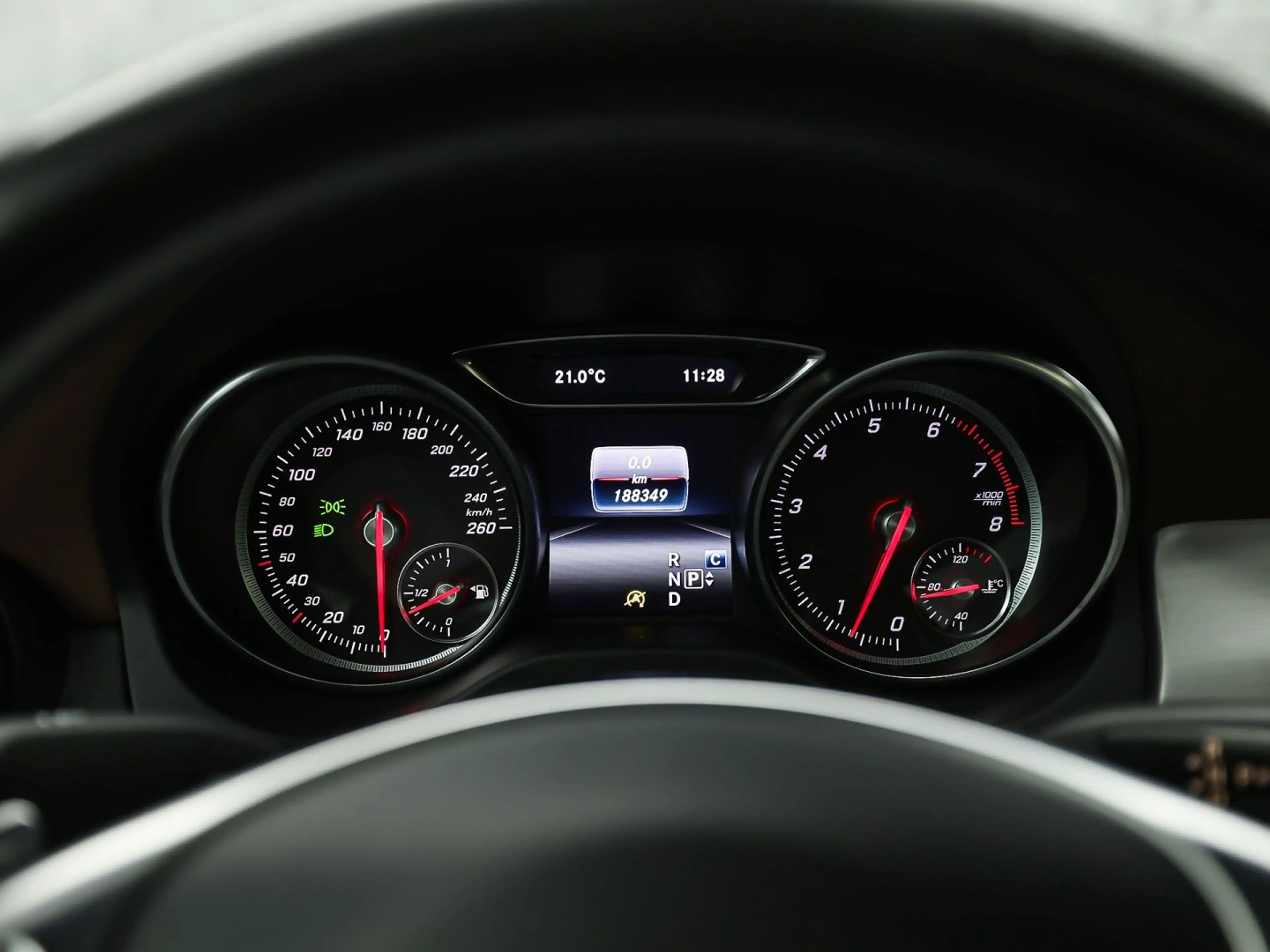 Mercedes-Benz CLA 180 AMG Sport Automaat (PANORAMADAK, GROOT NAVI, BRUIN — photo 22