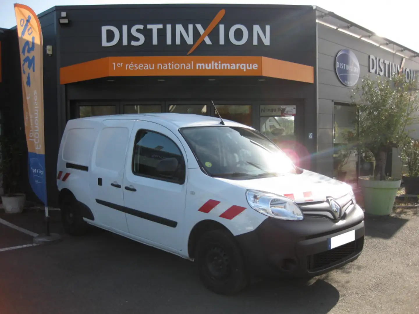 Renault Express MAXI 1.5 BLUE DCI 95CH GRAND VOLUME EXTRA R-LINK Blanc - 1