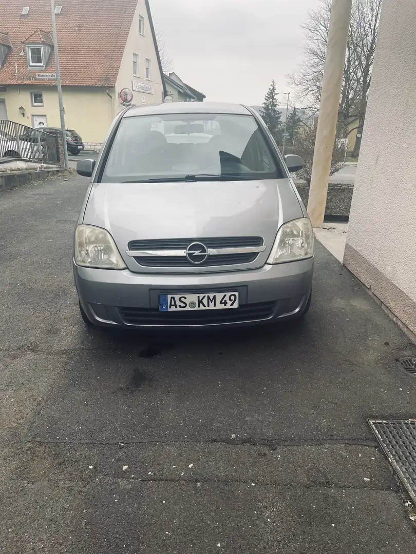 Opel Meriva 1.6 16V Easytronic (Essentia) - 1